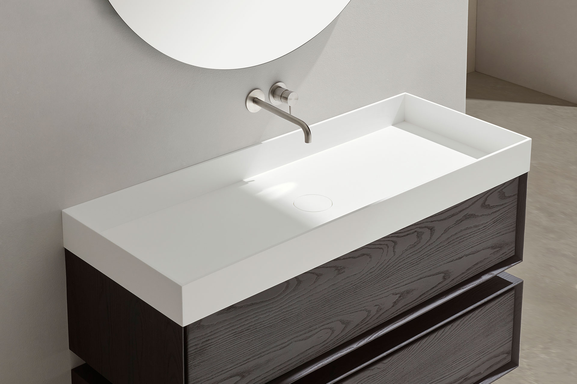Mueble baño rectangular flotante Square con superficie en blanco y parte inferior doble en madera negra